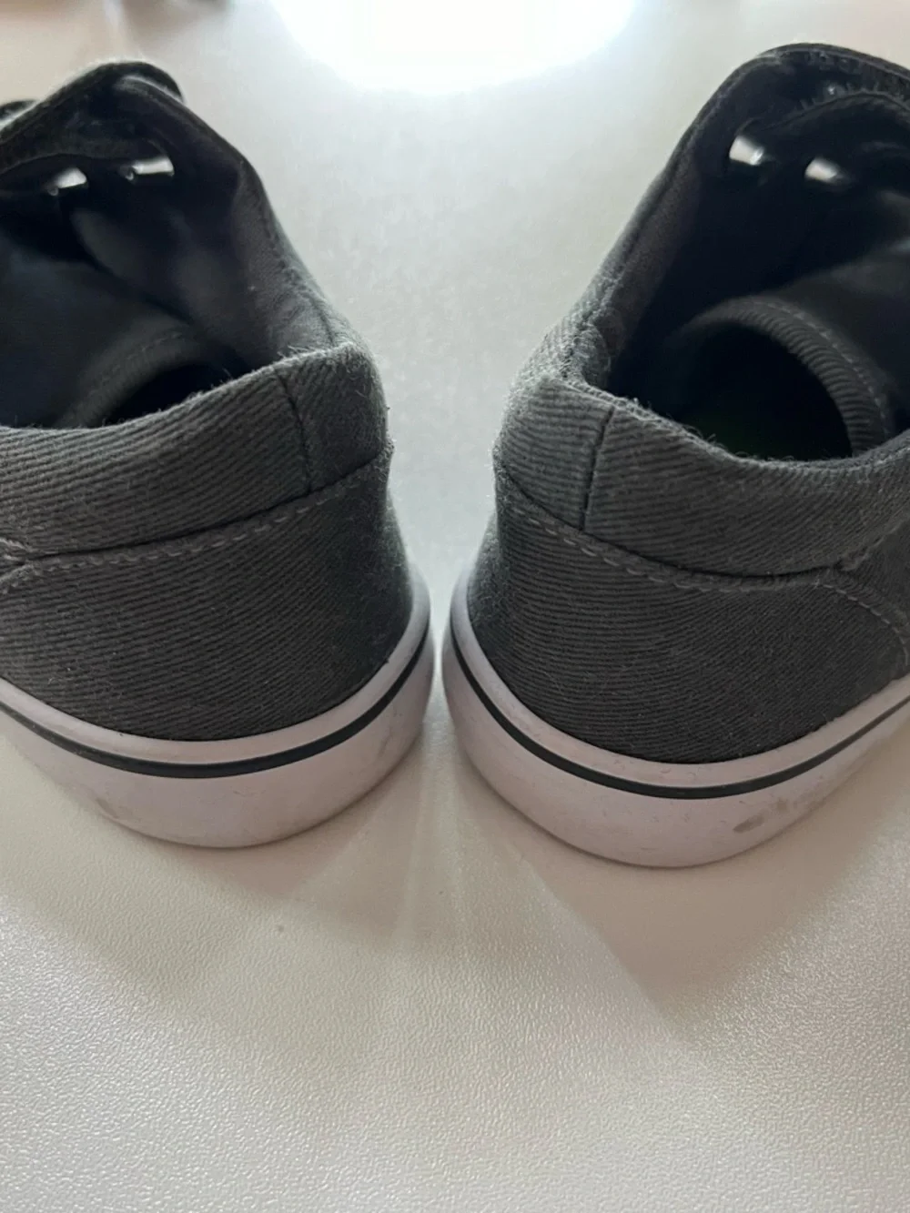 Cat & Jack Gray size 7 Velcro Canvas Sneakers - Picture 2 of 4